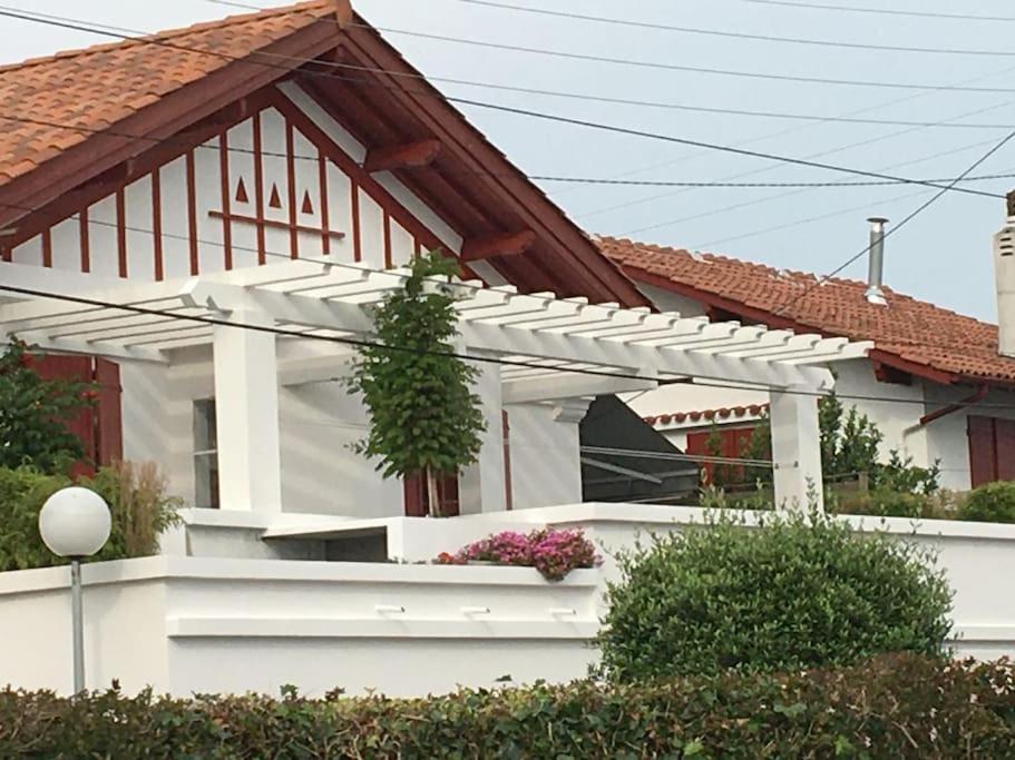 Appartement En Rez De Jardin Ciboure Exterior photo